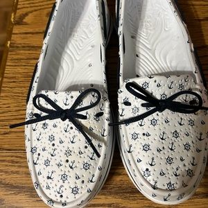 Skechers Cali Gear Ultra Go Slip On Boat Shoe Loafer Navy White Women’s Size 8